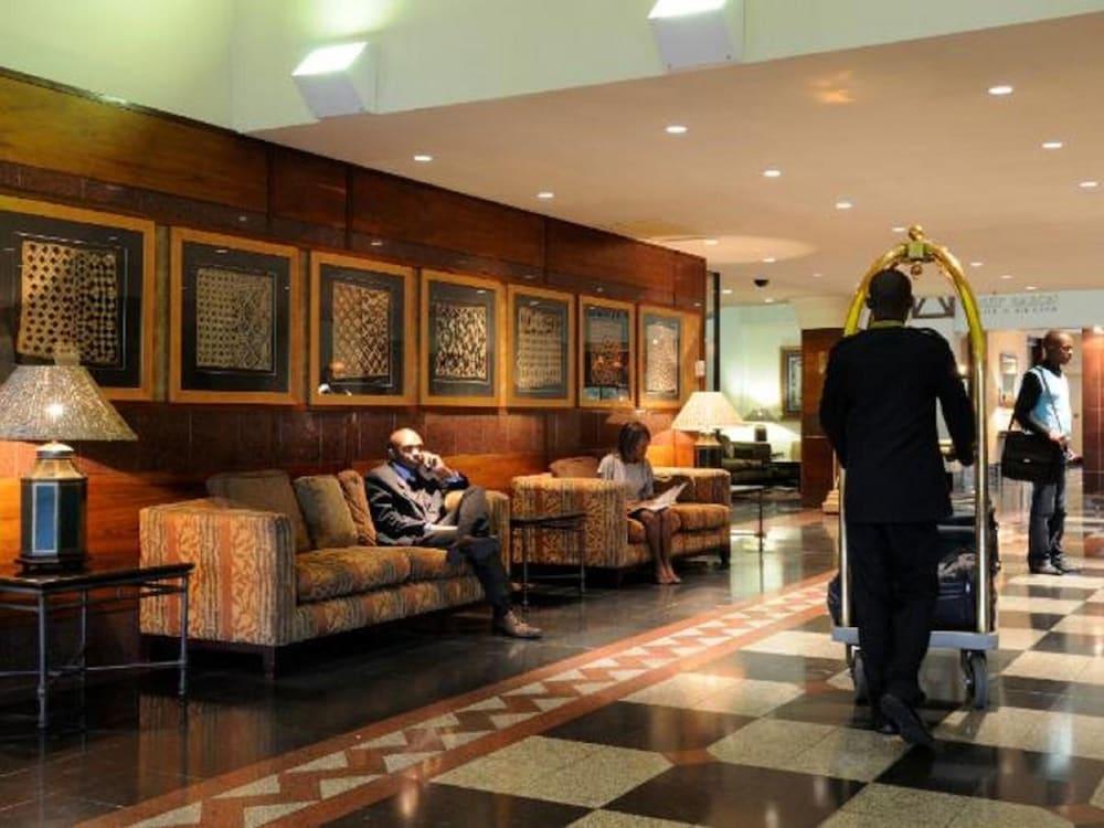 Peermont Metcourt Inn At The Grand Palm, Gaborone Eksteriør bilde